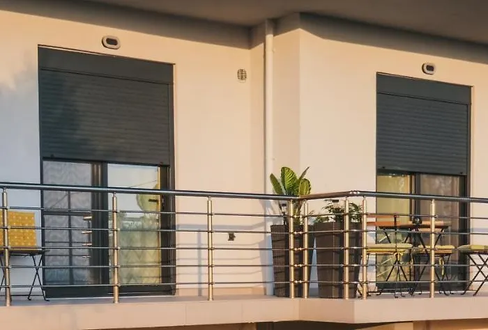 Chrilenia Apartments2 Daire *